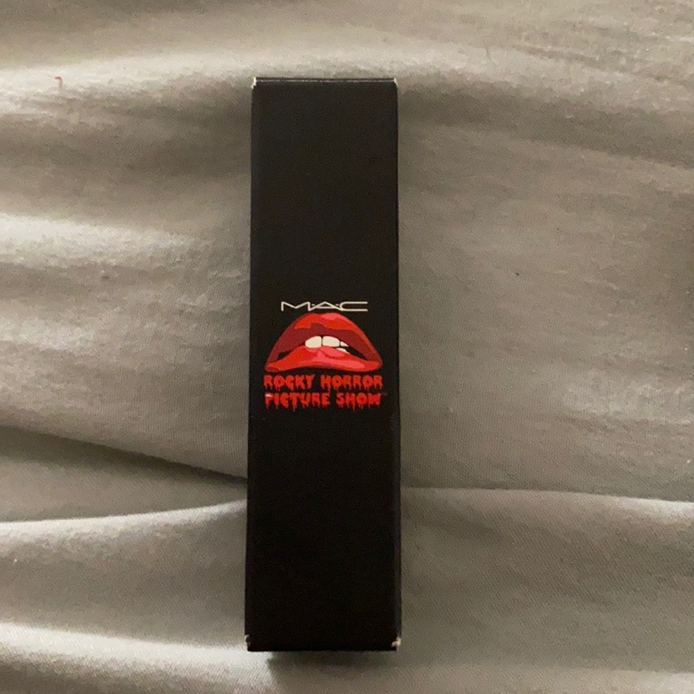 Mac rocky horror picture show lipstick oblivion